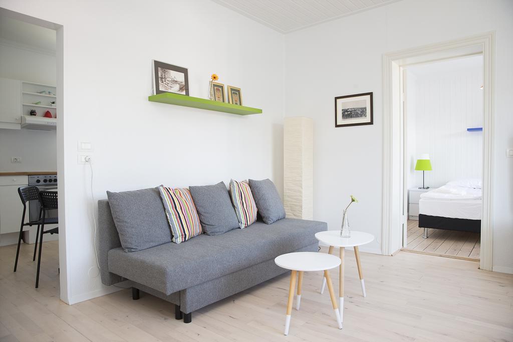 Single Bed in 3-Bed Male Dormitory Room,1601708639:JPEG